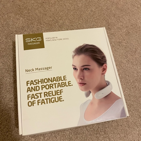 SKG Neck Massager with Heat, Electric Intelligent Neck Massager for Pain Relief - Picture 8 of 8